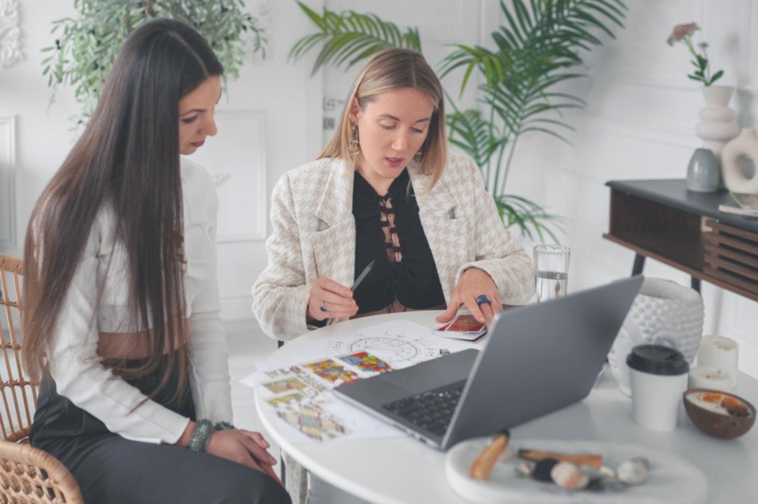 Dashboard de análisis financiero mostrando gráficos y métricas en tiempo real